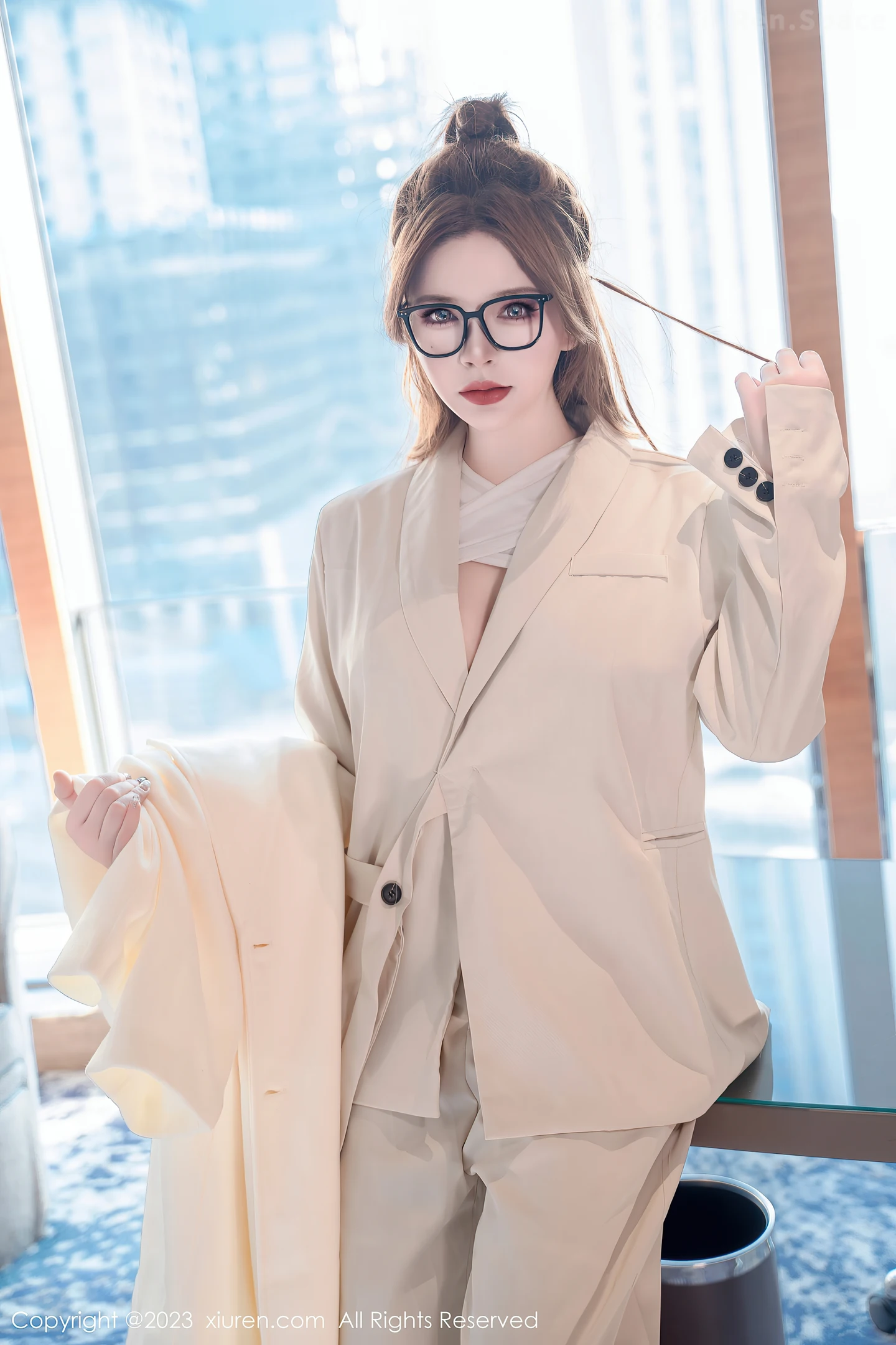 图片[6]-[XiuRen秀人网]VOL.7865 模特伊丽莎有点白性感灰色薄纱情趣服露豪乳遮点极致诱惑写真64P-秀人网官方网站